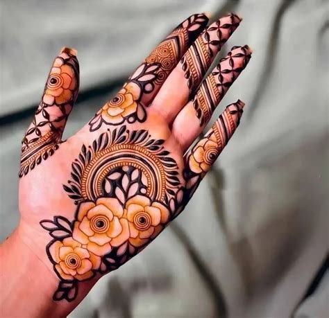 13_40 Beautiful Khafif Mehndi Designs Images  SheIdeas