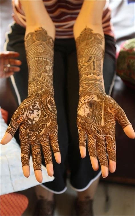 1_9 Ornate Marathi Mehndi Design Schemes Youll Fall For