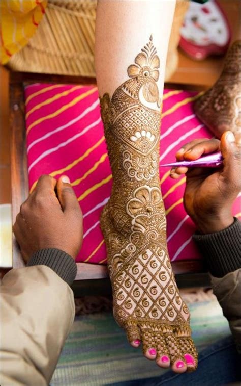 3_9 Ornate Marathi Mehndi Design Schemes Youll Fall For