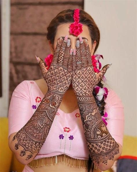 11_Stunning Traditional Bridal Mehndi Designs  Crayon