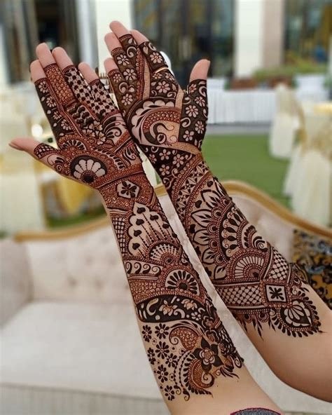 4_Arabic Mehndi Designs For Full Hands Images That Are To Die For