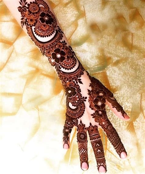 7_Incredible Compilation of Full 4K Mehandi Design Images  Over 999