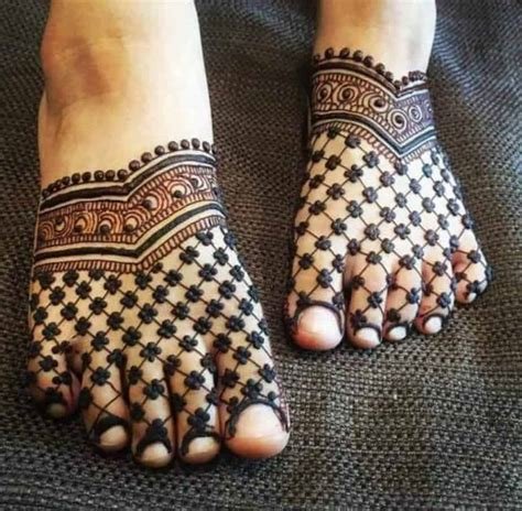 10_50 leg mehndi design images to check out before your wedding  Bridal