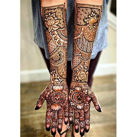 2_25 Latest and Trendy Bridal Mehndi Designs To Try In 2023