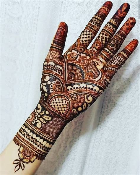 14_Simple Mylanchi Designs For Front Hand  Kerala Mehndi Designs 2024