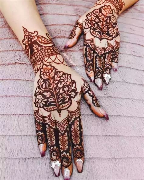 1_61 Best Royal Mehndi Designs For Front Hand And Back Hand  Fabbon