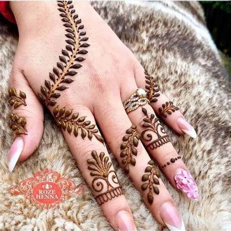 13_50 Simple Finger Mehndi Designs for Front  Back 2021 Finger Henna Ideas