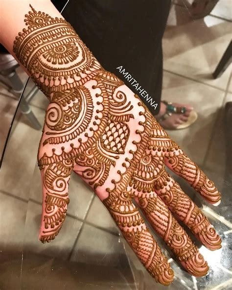 2_Shimmer Easy Bridal Mehndi Designs  Crayon