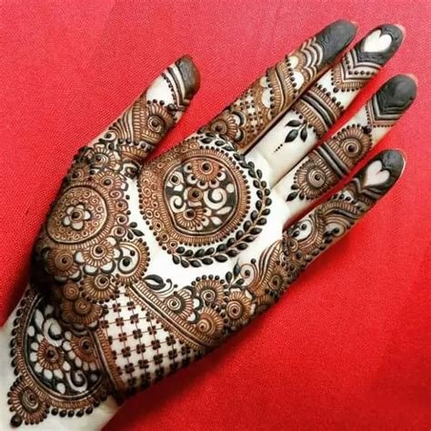 14_11 Super Stylish Khafif Designs That Will Add Glory to Your Mehndi Function