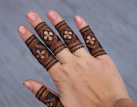 6_Modern Ungli Ki Mehndi Design  Fashion  Tech and Marketing