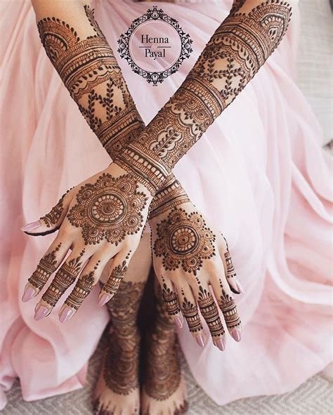 11_85 Unique Mehendi Designs Highly Admired On Instagram