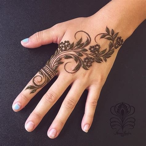 3_Leaves Mehndi Design for Hand  K4 Fashion