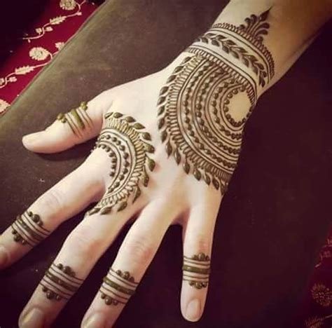 11_20 Beautiful  Easy Mehndi Designs  K4 Craft