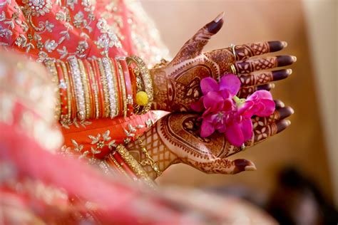 9_Bridal Mehndi Designs For Full Hands  Wedding Henna Ideas  K4 Fashion