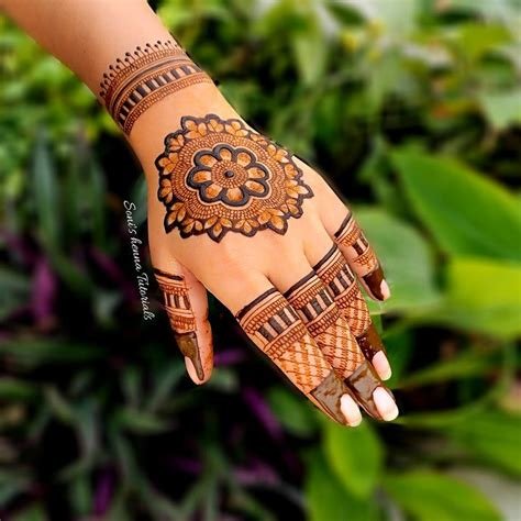 10_Round Mehndi Designs 26 Easy Circle Shape Mehandi Design for Brides