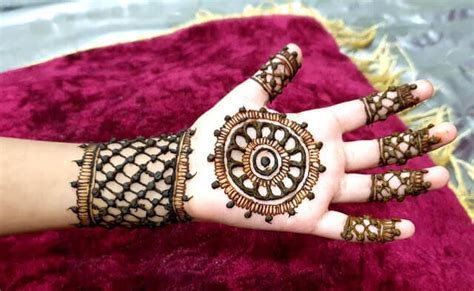 4_20 Most Stylish Mehndi Designs For Kids  Basic of Beauty