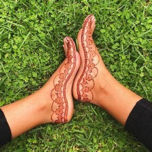 4_25 Stunning Ankle Mehndi Designs  Fabbon