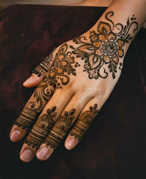 15_35 Mehndi Designs for Diwali Mehndi designs  weddingbels