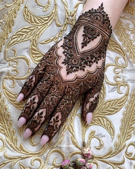 13_35 Latest Eid Mehndi Designs To Try This Ramadan  ShaadiWish