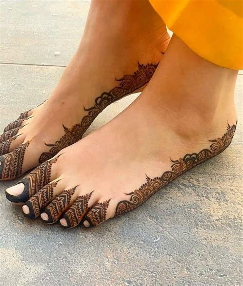 15_Arabic Bridal Mehndi Designs For Feet
