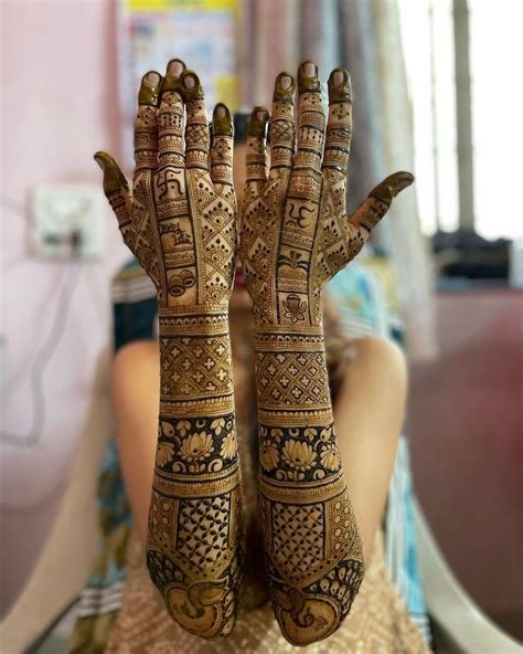 15_Bridal Mehndi Designs For Full Hands Front And Back