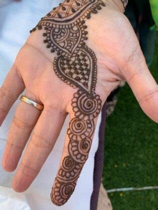 4_Latest Groom Marriage Mehndi Designs For Hands