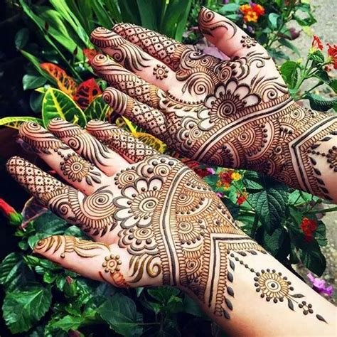 14_Best 20 Navratri Mehndi Design  Mixing Images