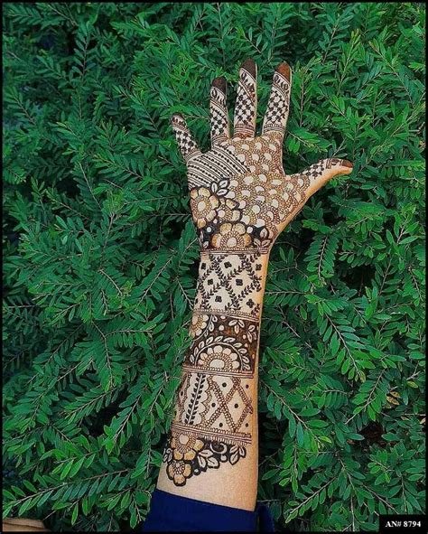 13_Latest Eid Mehndi Designs for Girls Special Eid Collection 2020