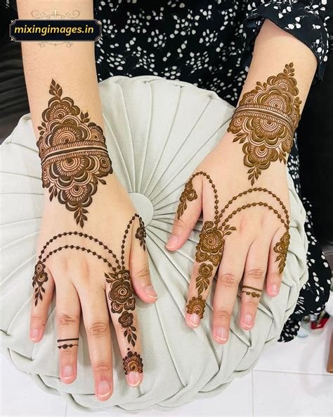 1_Best 30 Mehndi Designs For Rakhi  Mixing Images