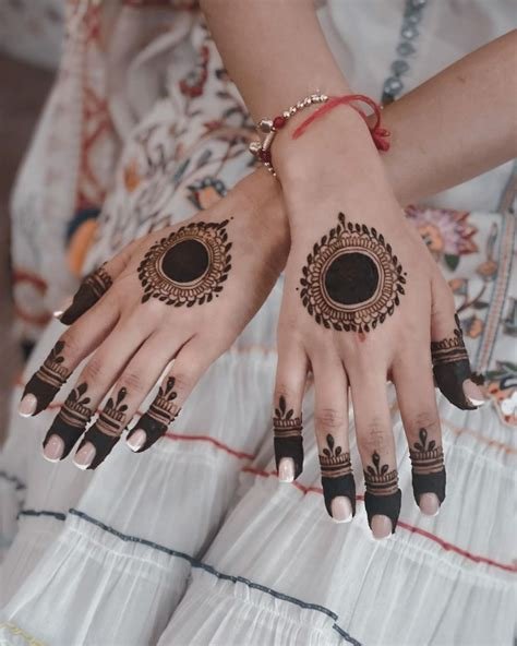 12_Best 13 Back Hand Unique Mehndi Designs for Party