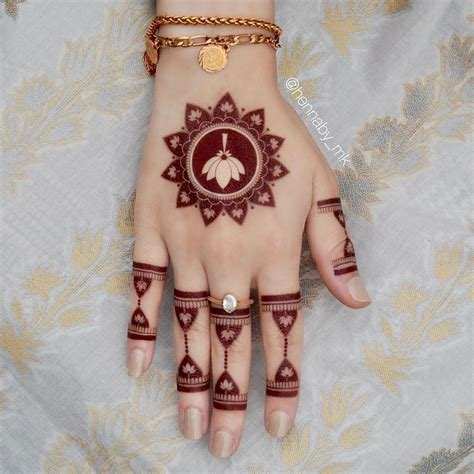 12_Mehndi Designs Karwa Chauth 2021 Latest Easy Simple Mehndi Designs