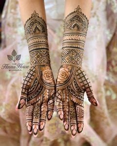 9_Simple Mehndi Designs for Left Hand Palm by Henna Artists