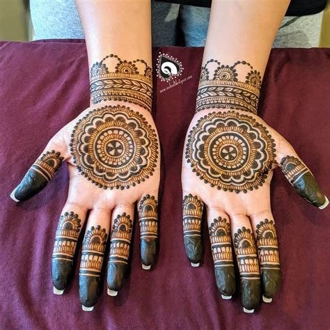 4_20 Simple And Easy Palm Mehndi Designs