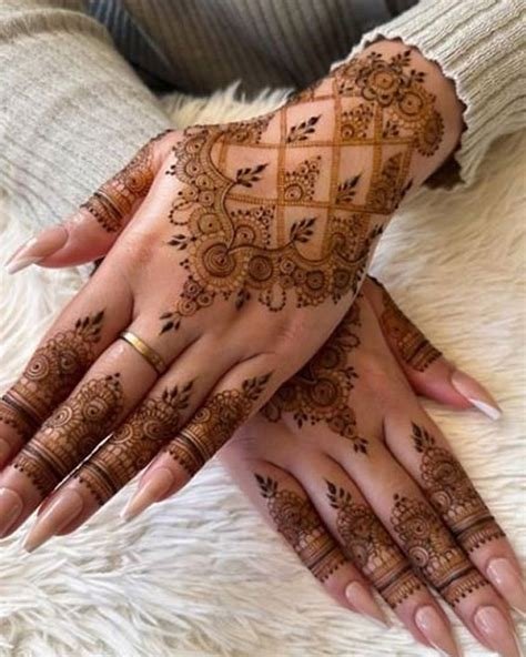 4_Easy Mehndi Designs Collection for Hand 2024  K4 Fashion