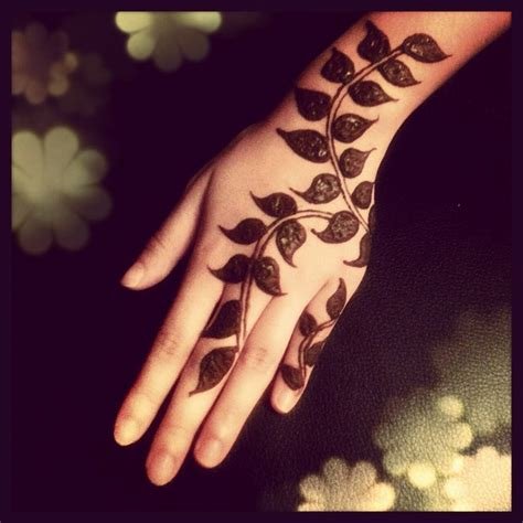 2_42 New Arabic Mehndi Designs for Every Occasion  FashionGlint