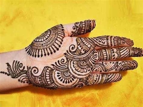 10_Hatheli mehndi design