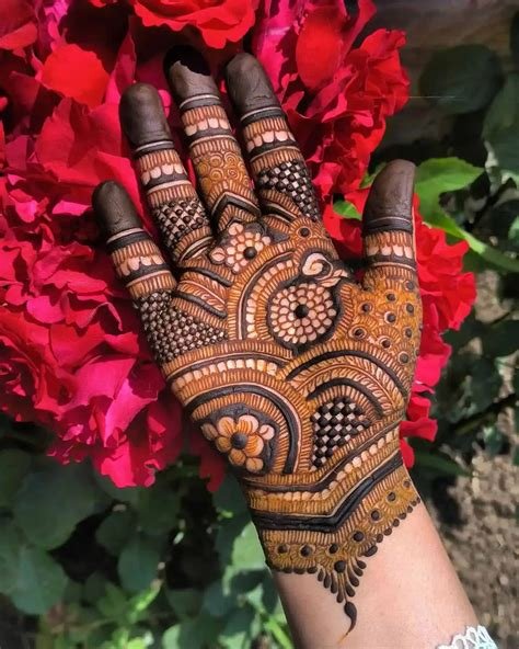 12_New Hatheli Mehndi Design for All Festive Celebrations
