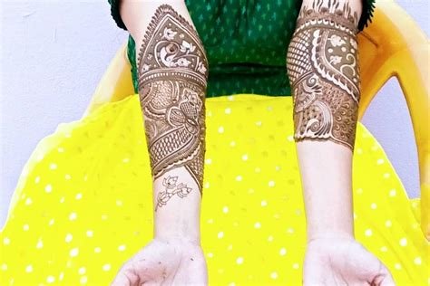 12_8 Awesome Krishna Mehndi Designs For Janmashtami 2016  LivingHours