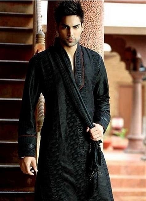 4_Latest Men Mehndi Kurta Designs 2021 In Pakistan  FashionGlint