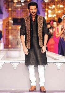 7_Latest Men Mehndi Kurta Designs 2021 In Pakistan  FashionGlint