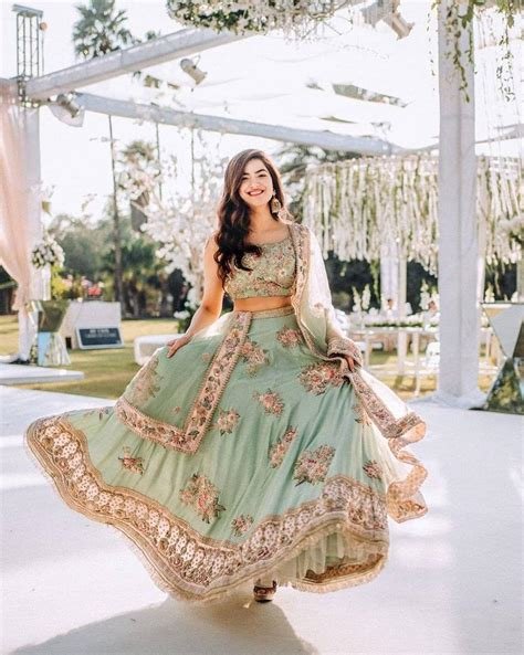 15_10 Amazing Mehndi Lehengas We Found Online For You To Buy Later