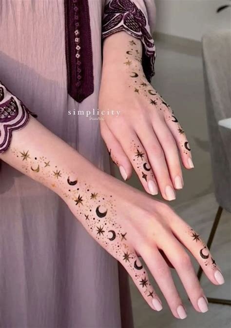 12_20 Simple Mehndi Designs for the minimalist bride  Bridal Mehendi