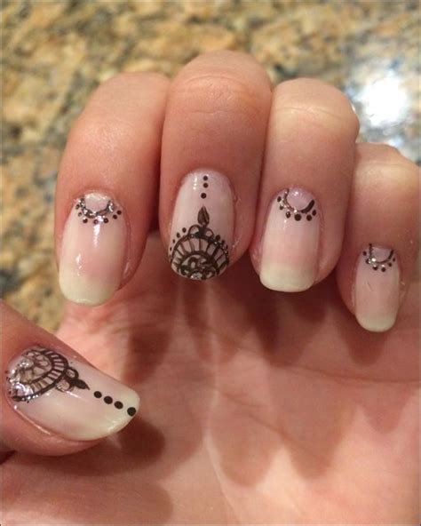 3_Nail Mehndi Designs 15 Beautiful Nail Arts Artsy To The Core