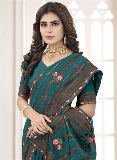 7_Embroidered Mehndi Saree buy online