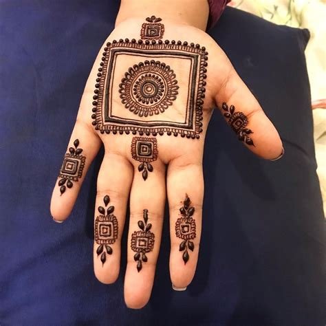 12_Square Mehendi Designs For A Modern Wedding Look  HerZindagi