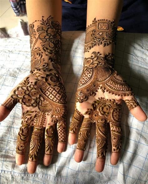 3_Square Mehndi Design