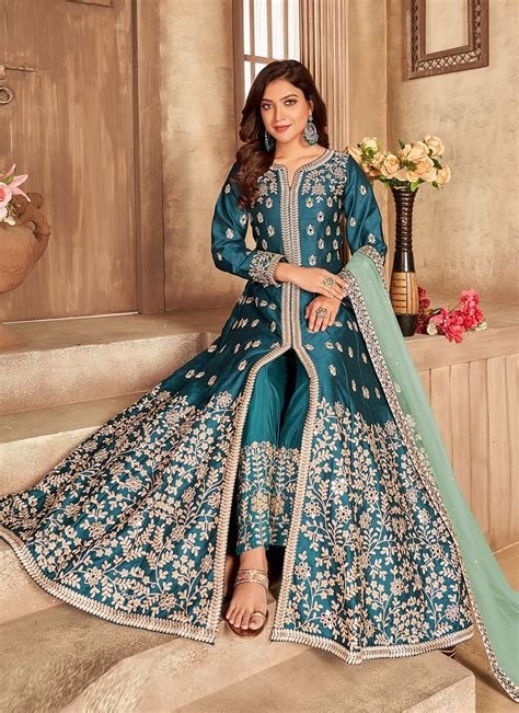 10_Share more than 82 mehndi suit design latest  seveneduvn