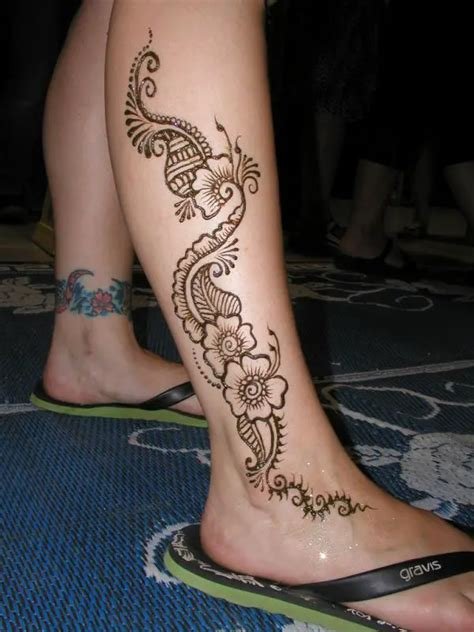 4_22 Superlative Mehndi Tattoo Designs for Ladies  SheIdeas