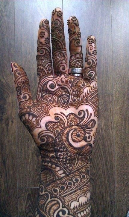 7_Stunning beautiful henna tattoos with intricate patterns  Vuingcom