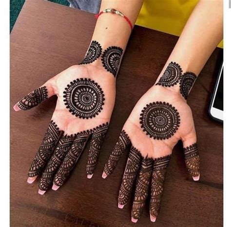 11_25 Trendy and Stylish Tikki Mehndi Designs  Tikli